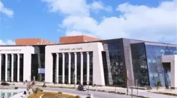 جامعة مصر للمعلوماتية تحتفل بتخريج أول دفعة متخصصة في مجال تصميم الألعاب الإلكترونية.