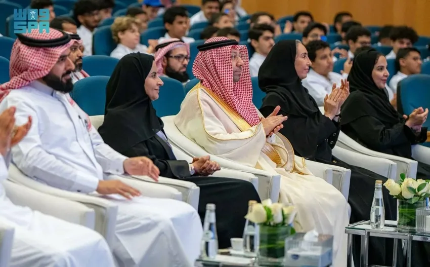 إطلاق برنامج جيل البحث والابتكار بمشاركة مجموعة من المواهب المتميزة إطلاق برنامج جيل البحث والابتكار بمشاركة مجموعة من المواهب المتميزة