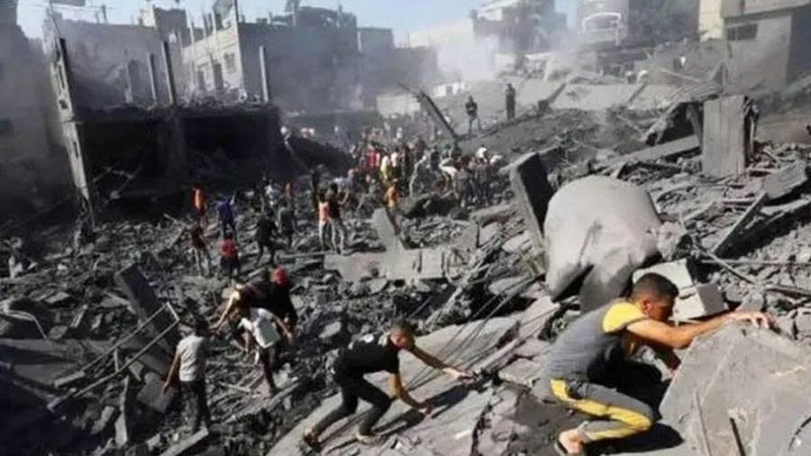 استشهاد 8 فلسطينيين، من بينهم أطفال، جراء قصف إسرائيلي في مناطق متفرقة من غزة استشهاد 8 فلسطينيين، من بينهم أطفال، جراء قصف إسرائيلي في مناطق متفرقة من غزة