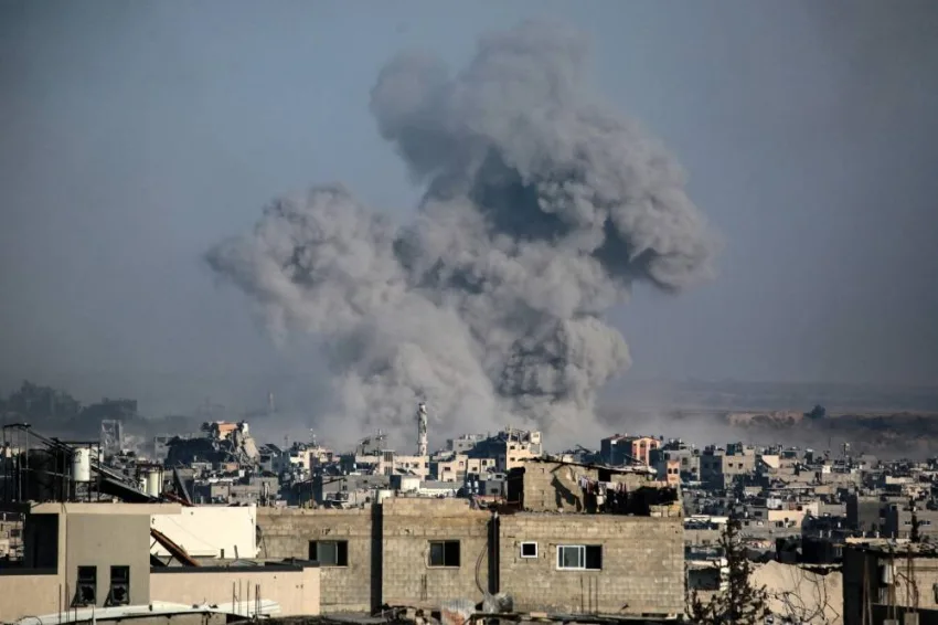 زيادة عدد الشهداء الفلسطينيين في الغارات الإسرائيلية على قطاع غزة ليصل إلى (37) شهيدًا زيادة عدد الشهداء الفلسطينيين في الغارات الإسرائيلية على قطاع غزة ليصل إلى (37) شهيدًا