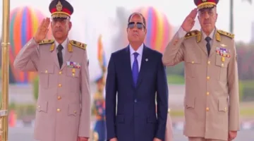 الجيش المصري يرسل رسالة تزامناً مع إنهاء حكم الإخوان المسلمين (فيديو)