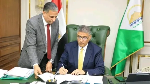 محافظ الجيزة يقر تنسيق قبول الطلاب في المدارس الثانوية العامة بحد أدنى 225 درجة