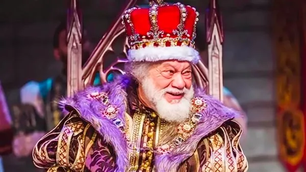 تأجيل عرض مسرحية الملك لير ليحيى الفخراني إلى الثامن من يوليو القادم. تأجيل عرض مسرحية الملك لير ليحيى الفخراني إلى الثامن من يوليو القادم.