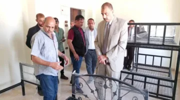 محافظ سوهاج يزور معرض بيع المنتجات الحرفية في حي الكوثر