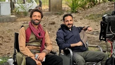 تعاوننا خمس مرات.. كريم محمود عبد العزيز يتحدث عن المخرج بيتر ميمي: أتمنى دوام الأخوة قبل العمل