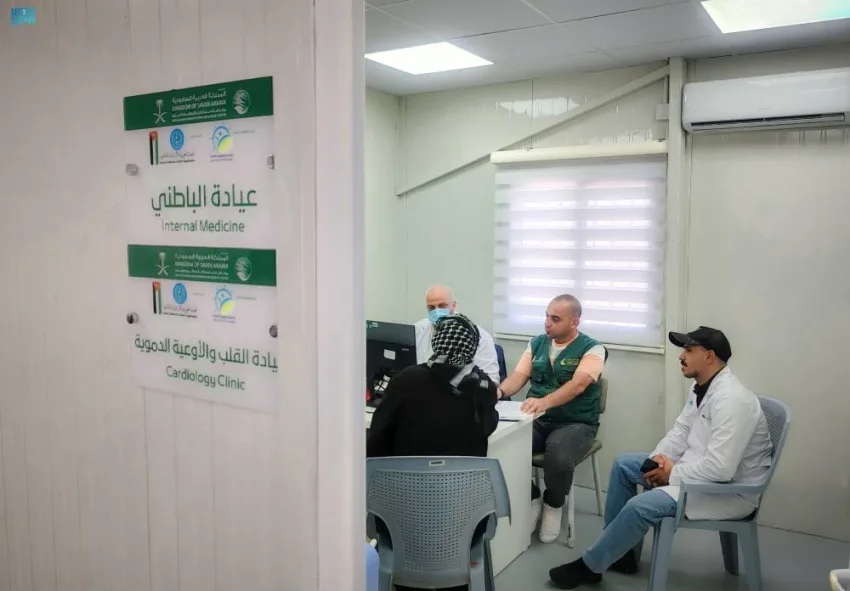 عيادات سلمان للإغاثة تقدم خدماتها لـ (11941) مريض في مخيم الزعتري خلال شهر مايو