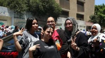 آراء مختلفة حول امتحان اللغة الإنجليزية في الثانوية العامة من وجهة نظر أمهات مصر