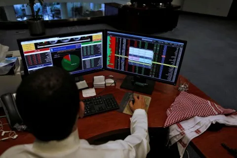 بداية أسبوع إيجابية للأسواق المالية في الخليج ومصر بداية أسبوع إيجابية للأسواق المالية في الخليج ومصر