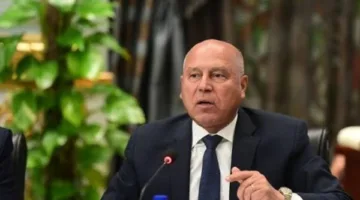 كامل الوزير: الحكومة ملتزمة بدعم أسر ضحايا حادث الطريق الإقليمي.