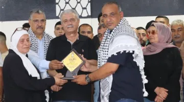 عائلة الصادق تكرم جناح الشهيد عمر عبد الكريم في مخيم برج الشمالي