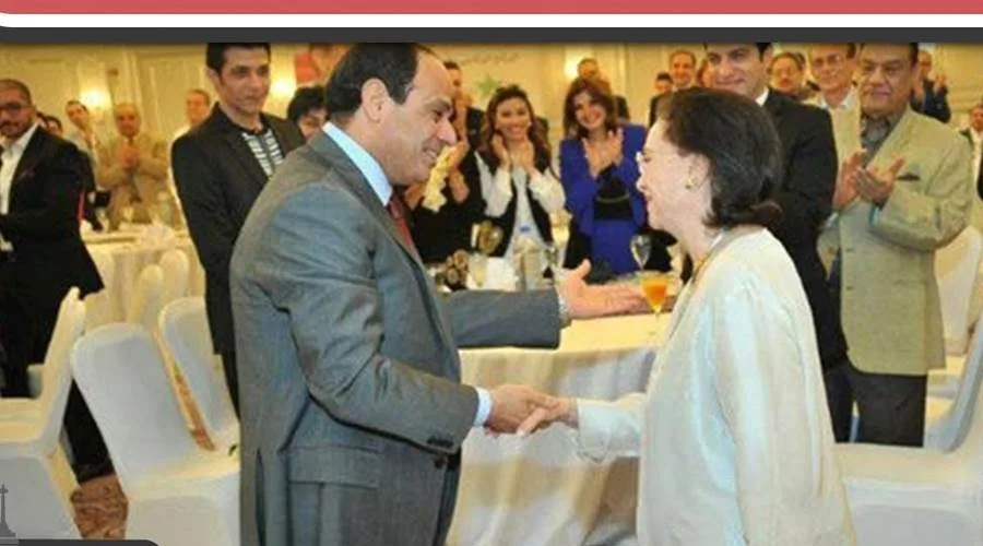 الفن دعم الثورة فحققت انتصارها.