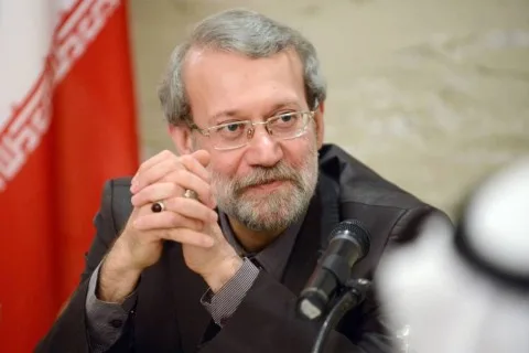لاريجاني: تلقت شخصيات إيرانية رفيعة تهديدات من إسرائيل، وكان الهدف هو خامنئي وتفكيك بنية الدولة بسرعة.