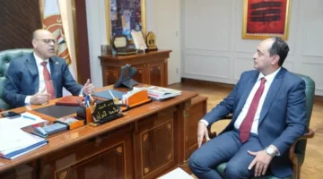 وزير العمل يجتمع مع مدير صندوق مكافحة وعلاج الإدمان للتعاون في تأهيل وتدريب وتشغيل “الشباب المتعافين”