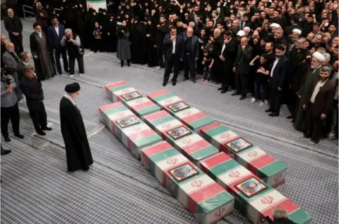 إيران تعلن عن عدد جديد لضحايا حرب الـ12 يومًا مع إسرائيل: 935 شهيدًا، بينهم 132 امرأة و38 طفلاً.