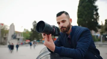 حصيلة مبدئية: أكثر من 20 قتيلًا وعشرات الجرحى جراء قصف إسرائيلي لمكان للاستراحة على شاطئ غزة – فيديو