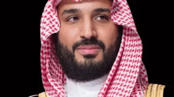 سمو ولي العهد يقدم التعازي لولي العهد الكويتي في وفاة الشيخ فهد الصباح