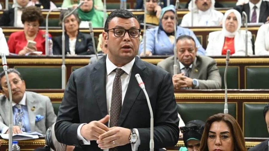 “الشربيني”: نحن ملتزمون بتحقيق التوازن الاجتماعي في تنفيذ مشروع القانون، ونعتبر جميع الحالات بعناية أثناء صياغة الآليات التنفيذية المقترحة. “الشربيني”: نحن ملتزمون بتحقيق التوازن الاجتماعي في تنفيذ مشروع القانون، ونعتبر جميع الحالات بعناية أثناء صياغة الآليات التنفيذية المقترحة.