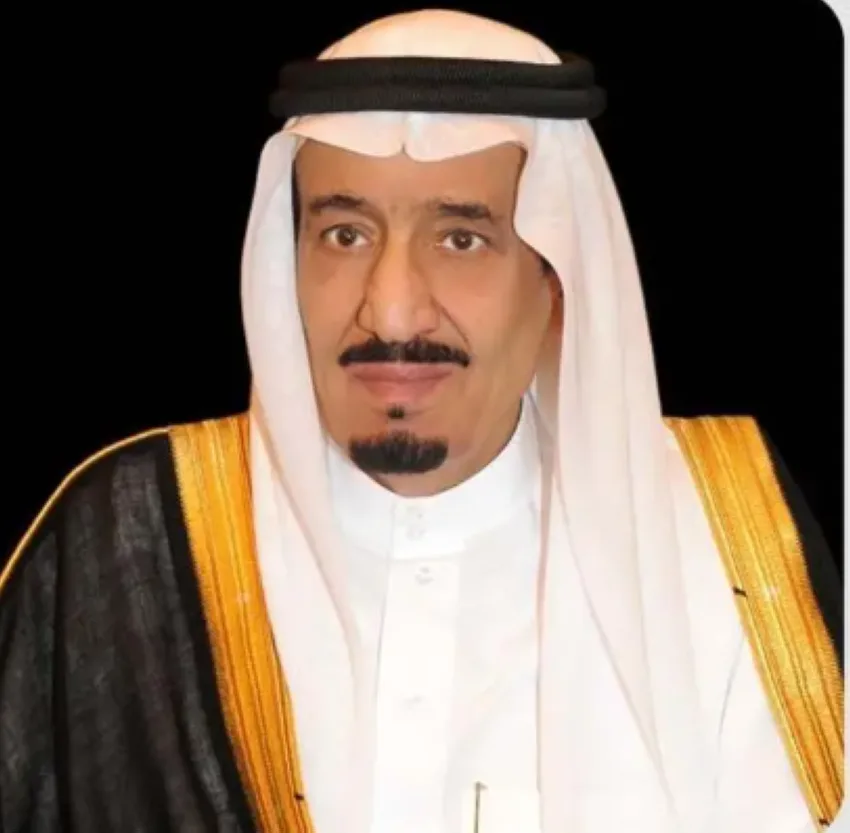 خادم الحرمين الشريفين يستلم رسالة كتابية من رئيس أنغولا خادم الحرمين الشريفين يستلم رسالة كتابية من رئيس أنغولا