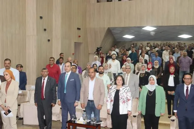 محافظ القليوبية يشارك في احتفالية جامعة بنها بذكرى ثورة 30 يونيو الثانية عشر