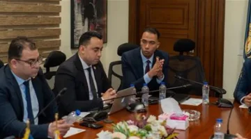 عمرو موسى: 30 يونيو أعادت الوطن من نظام سعى لتقويض مؤسساته.