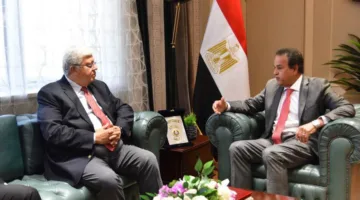 وزير الصحة ووزير التعليم العالي يشاركان في توقيع اتفاقية تعاون بين قطاع تطوير المهن الطبية ومستشفيات جامعة القاهرة