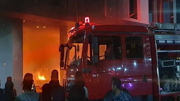 عاجل.. نشوب حريق كبير في متجر بحارة اليهود بالموسكي عاجل.. نشوب حريق كبير في متجر بحارة اليهود بالموسكي