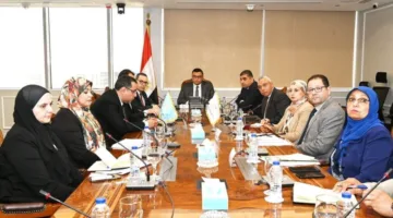 وزير الإسكان يتابع تطورات الاستراتيجية الوطنية للتنمية العمرانية والممارسات البيئية المستدامة
