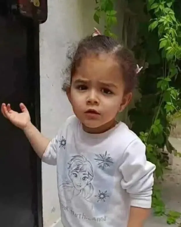 العثور على جثة الطفلة التونسية مريم التي جرفتها الأمواج في شاطئ قليبية