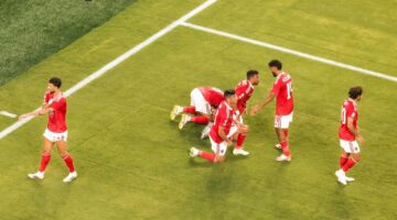 الأهلي يقرر الإبقاء على اللاعب الأوروبي بعد تأكيد منحه فرصة جديدة!
