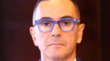 وزير الاستثمار والتجارة الخارجية يسافر إلى جمهورية التشيك لتعزيز التعاون الاقتصادي بين البلدين