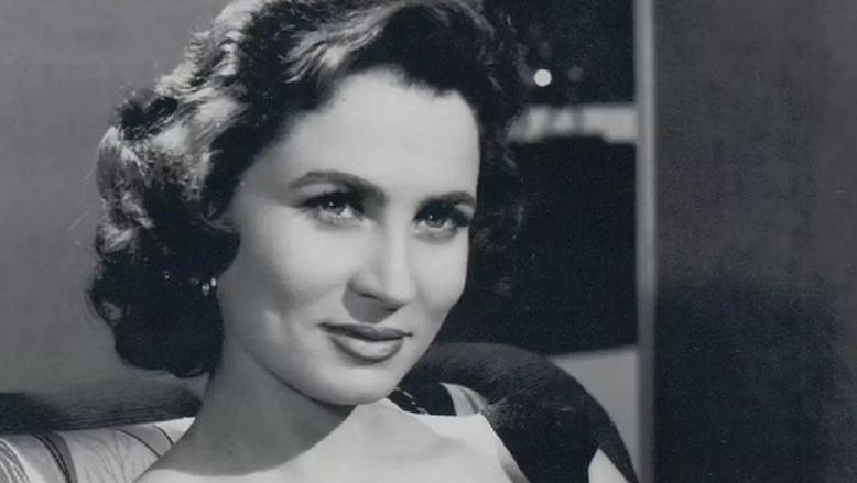 ابنة الفنانة زهرة العلا تفجر مفاجأة عن تاريخ ميلاد والدتها - الوطن