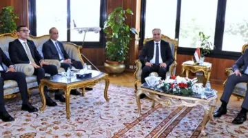 وزير الطيران المدني: نسعى لتحسين نظام حقوق الركاب وزيادة الثقة في خدماتنا