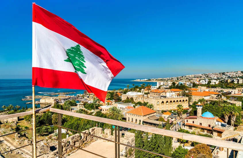 الخارجية الأمريكية تطلب من عائلات وموظفي الحكومة غير الضروريين مغادرة لبنان. الخارجية الأمريكية تطلب من عائلات وموظفي الحكومة غير الضروريين مغادرة لبنان.