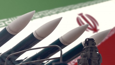 إيران تشن هجومًا صاروخيًا آخر على إسرائيل