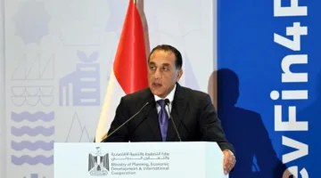 رئيس الوزراء: الحكومة اتخذت تدابير فعالة لتنظيم النفقات العامة على المشاريع.