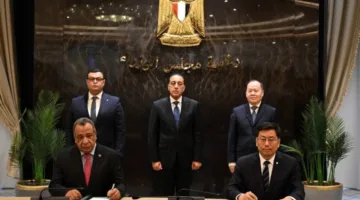 مدبولي” يشارك في توقيع مذكرة تفاهم لإنشاء شراكة مشتركة بين “المقاولون العرب” والشركة الصينية “CSCEC