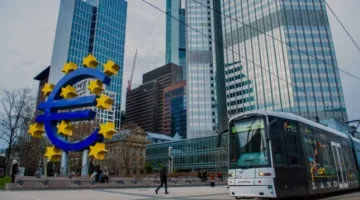 البنك المركزي الأوروبي يتماشى مع التوقعات ويخفض معدل الفائدة بنسبة 2%