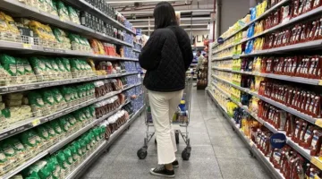 الفاو: انخفاض أسعار المواد الغذائية العالمية في مايو نتيجة لتراجع الحبوب والسكر والزيوت