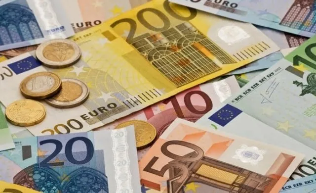 أسعار العملات العربية والأجنبية في البنك المركزي بتاريخ 10 يونيو 2025 أسعار العملات العربية والأجنبية في البنك المركزي بتاريخ 10 يونيو 2025