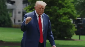 البيت الأبيض يرفض ما أُثير بشأن تعيين وزير الخزانة رئيساً للاحتياطي الفيدرالي الأمريكي