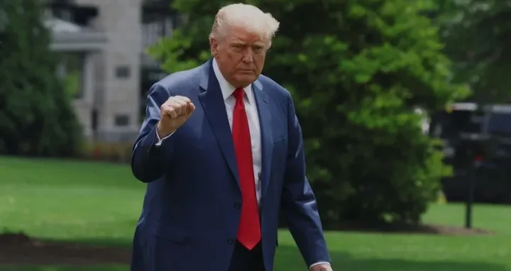 البيت الأبيض يرفض ما أُثير بشأن تعيين وزير الخزانة رئيساً للاحتياطي الفيدرالي الأمريكي