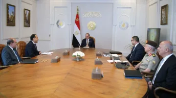 الرئيس السيسي يواصل متابعة مشاريع “حياة كريمة” وتحلية المياه وتطوير الساحل الشمالي.