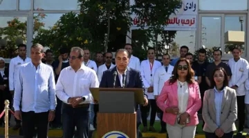 مدبولي: نحن جاهزون لتوفير التسهيلات اللازمة لتعزيز نمو القطاع الصناعي