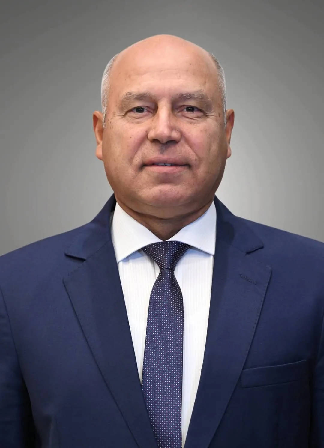 غدًا.. وزير الصناعة يجتمع مع المستثمرين في قطاع الصناعة بمنطقة أبو رواش الصناعية غدًا.. وزير الصناعة يجتمع مع المستثمرين في قطاع الصناعة بمنطقة أبو رواش الصناعية