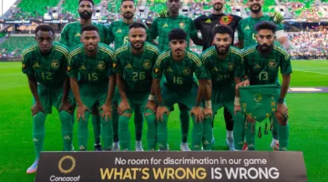 الأحجية حول الكرات الثابتة مستمرة… المنتخب الأخضر يتعرض للهزيمة أمام “نجوم يانكس” ويؤجل حسم التأهل.