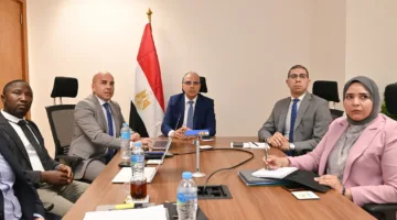 وزير الري يستعرض مع الجامعة الأمريكية فرص “تحلية المياه لتعزيز الإنتاج الغذائي” وزيادة كفاءة استخدام المياه.