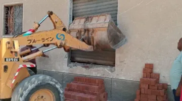 إزالة مخالفات البناء وإغلاق المحلات غير القانونية في مدينتي بدر والشروق بالتعاون مع قوات الشرطة