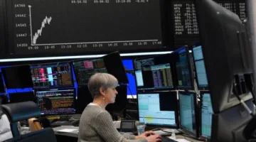 زيادة مؤشرات الأسهم الأوروبية مدعومة بتوقعات التوصل إلى اتفاقات تجارية