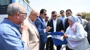 “الشربيني” يقوم بجولة في مشروع الإسكان البيئي وتحديث نظام الصرف الصناعي في المنطقة الصناعية A1