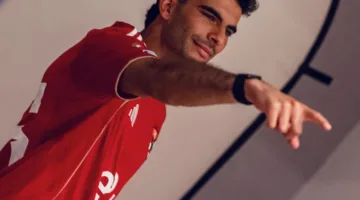 استعداداً لكأس العالم.. جلسة تصوير للاعبي الأهلي تحت إشراف “الفيفا”